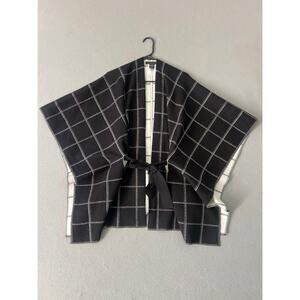 Tahari Poncho Black White Open Front Belted Check One Size